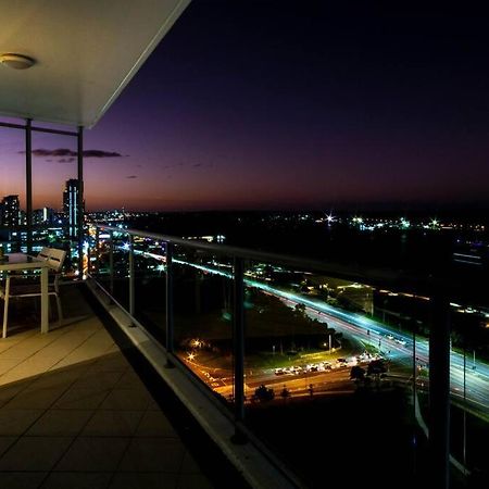 Southport Sea Views - Shores Apartment Gold Coast Esterno foto