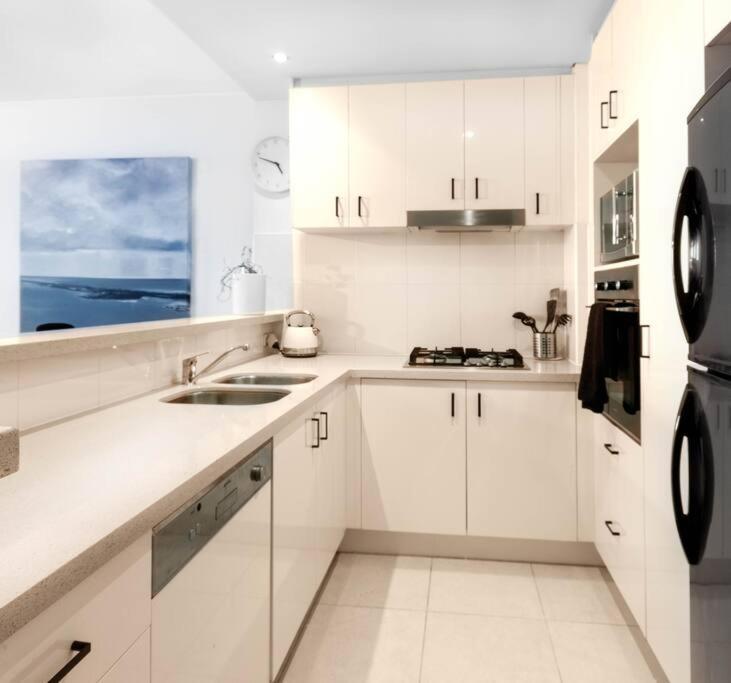 Southport Sea Views - Shores Apartment Gold Coast Esterno foto